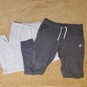 2 pairs of Nike joggers